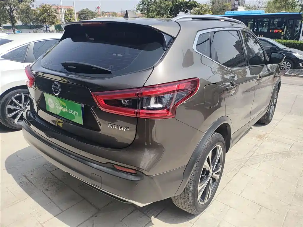 Nissan Qashqai 2022 — фото 5