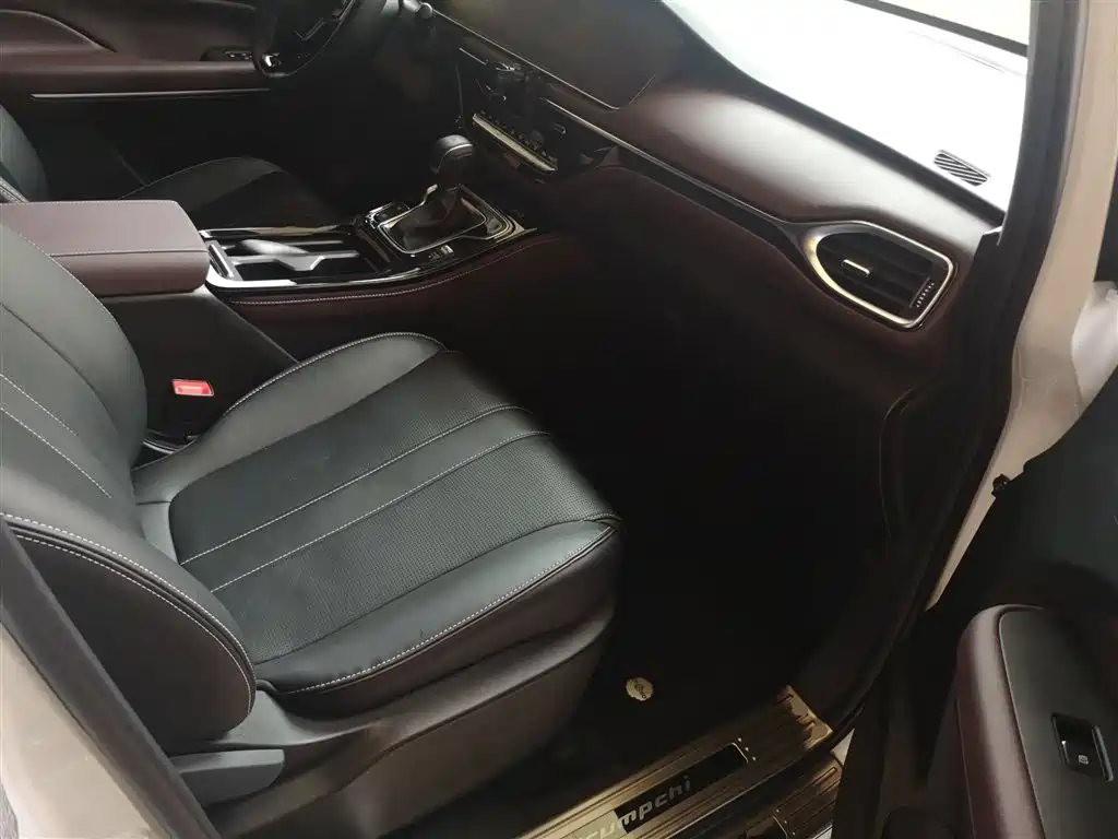 GAC Motor Trumpchi M6 2025 — фото 25