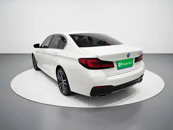 BMW 5 Series 2022
