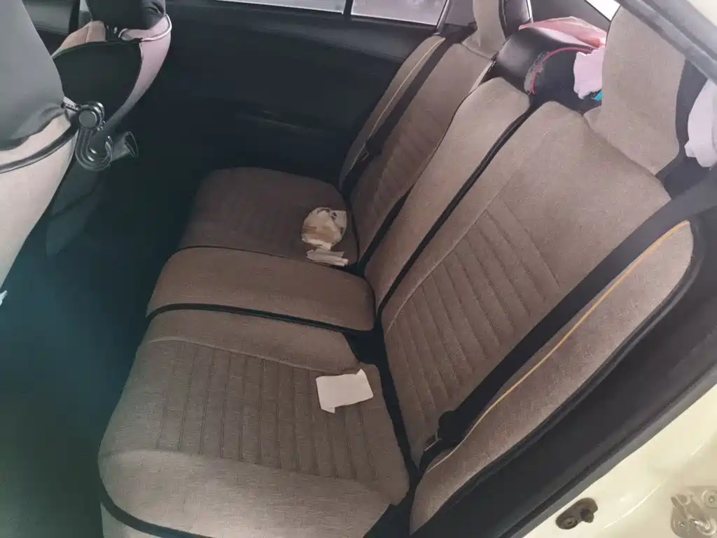 Toyota Vios 2015 — фото 15