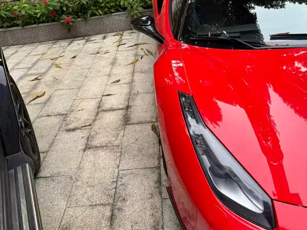 Ferrari 488 2019