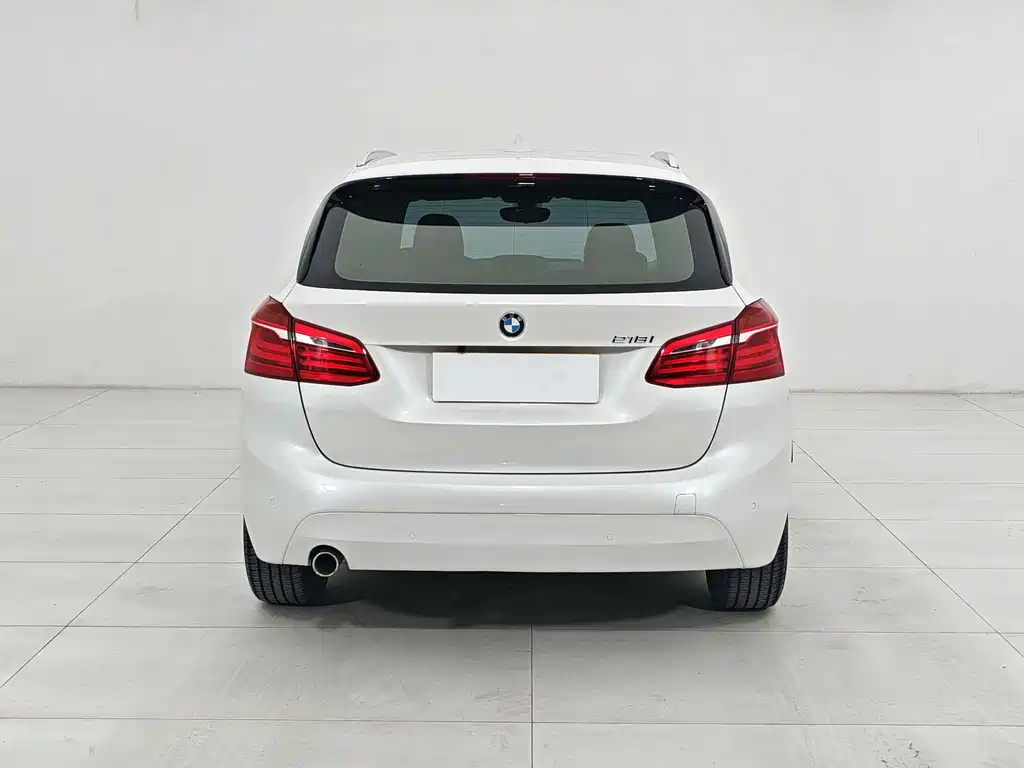 BMW 2 Series Station Wagon 2018 — фото 12