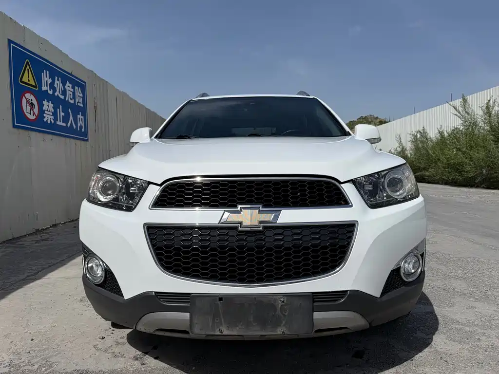 Chevrolet Captiva 2014 — фото 2