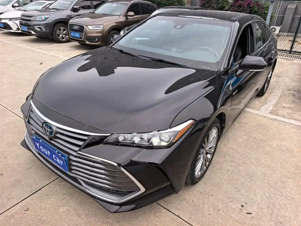 Toyota Avalon 2020 — фото 1