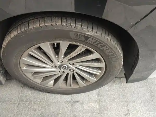 GAC Trumpchi M8 2021