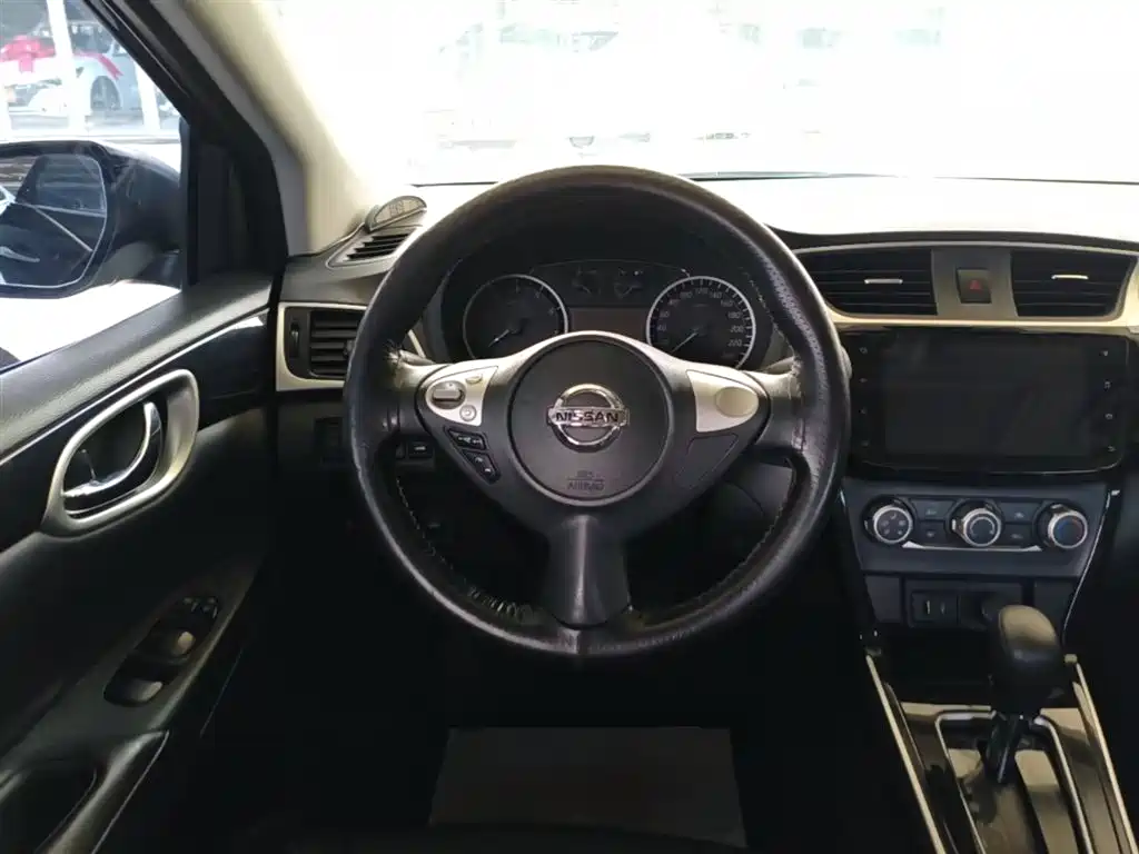 Nissan Sylphy 2021 — фото 11
