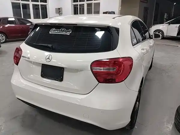 Mercedes-Benz A-Class 2015