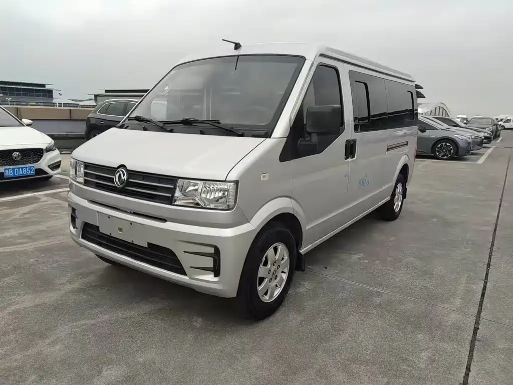 DFSK C56 2021