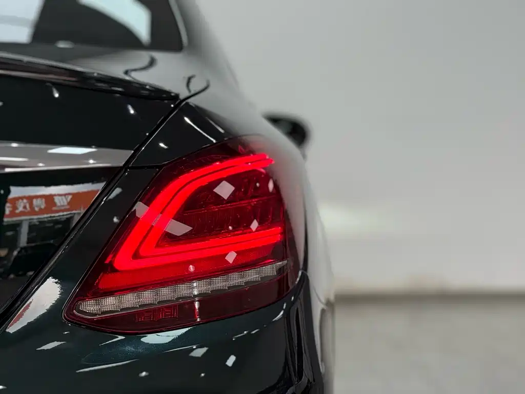Mercedes-Benz C-Class 2020 — фото 16