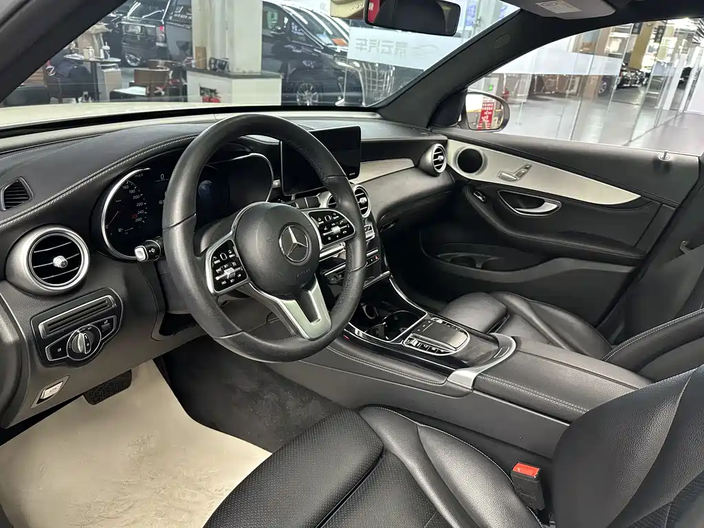 Mercedes-Benz GLC 2020 — фото 4