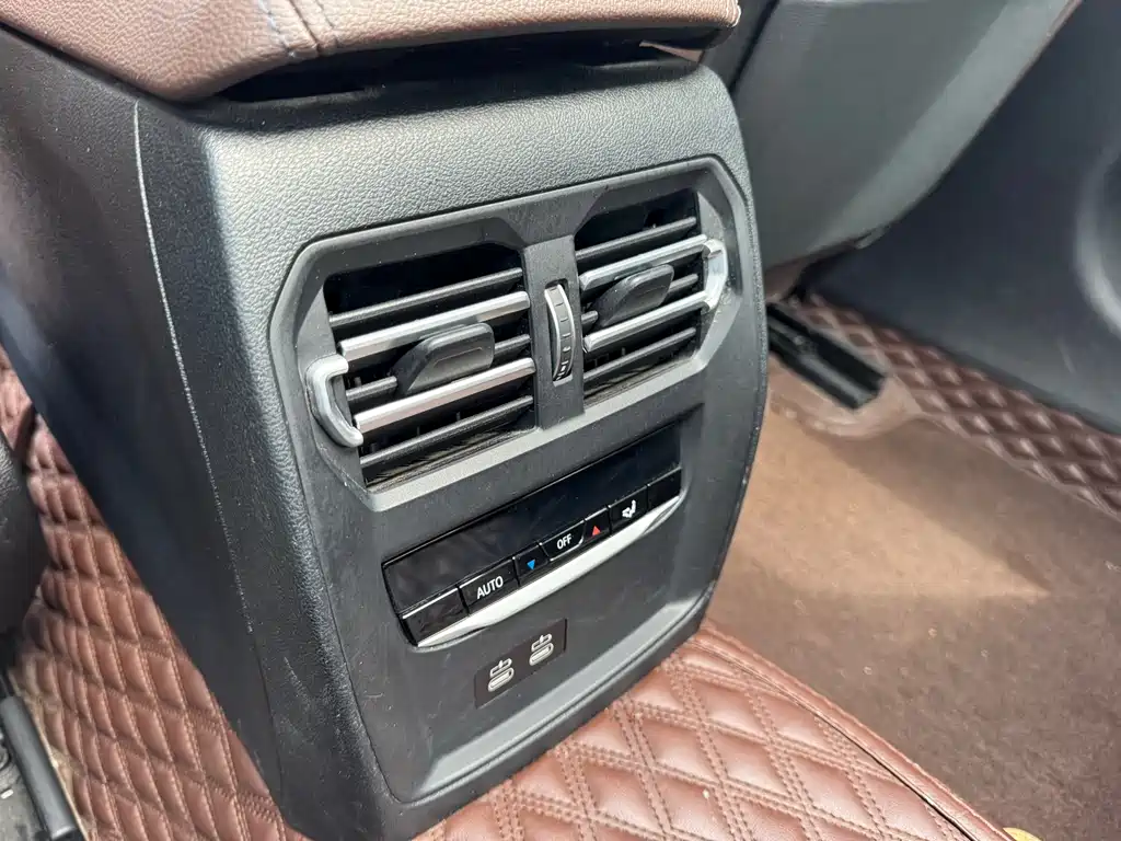 BMW 3 Series 2022 — фото 11