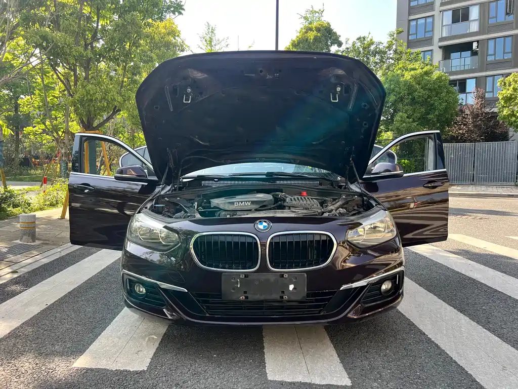 BMW 1 Series 2017 — фото 23