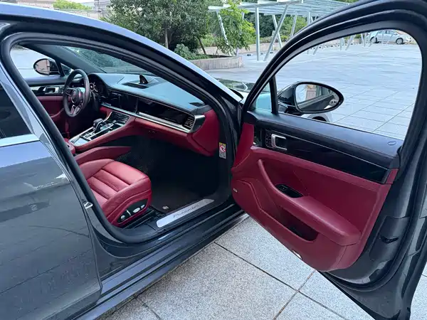 Porsche Panamera 2018
