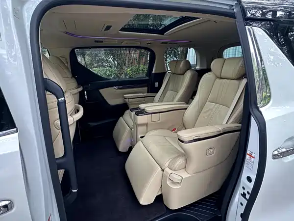 Toyota Alphard 2018