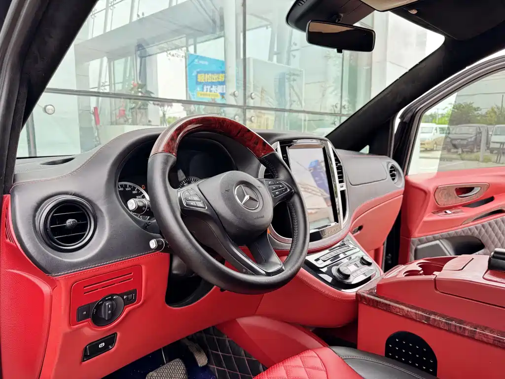 Mercedes-Benz Vito 2018 — фото 10