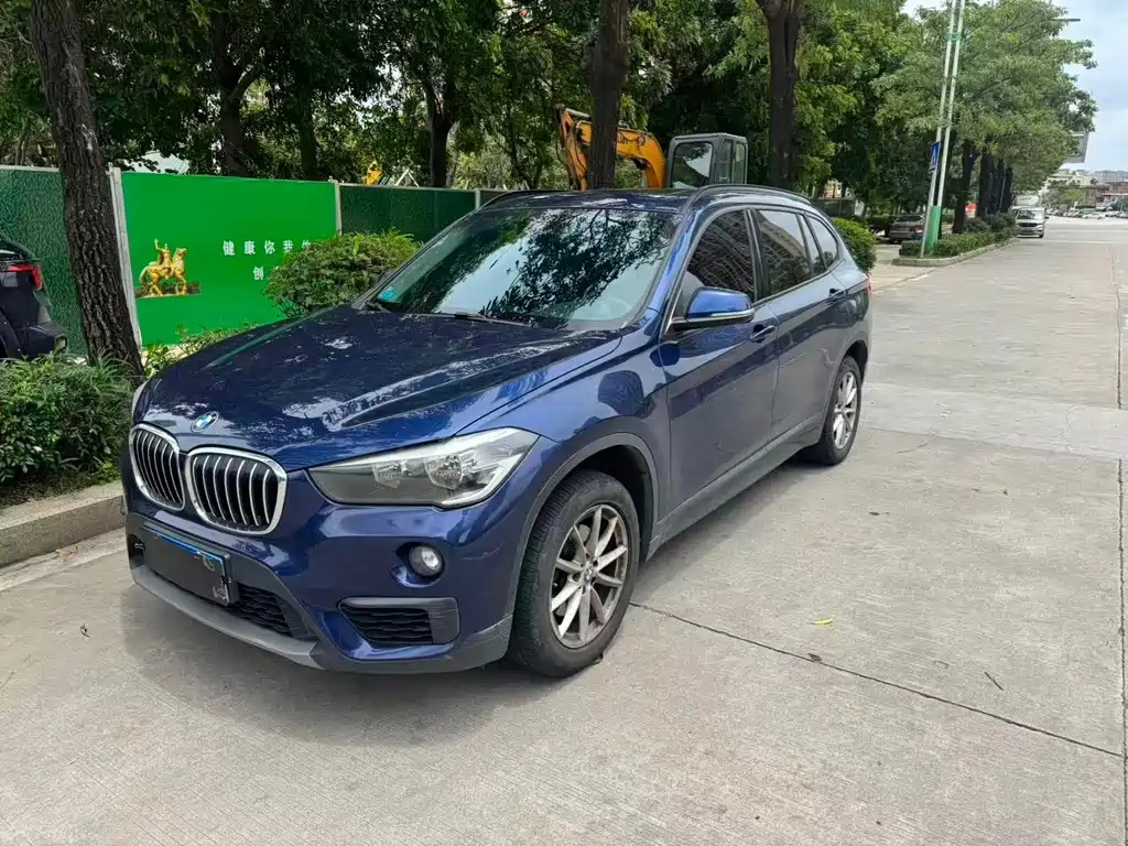 BMW X1 2018 — фото 1