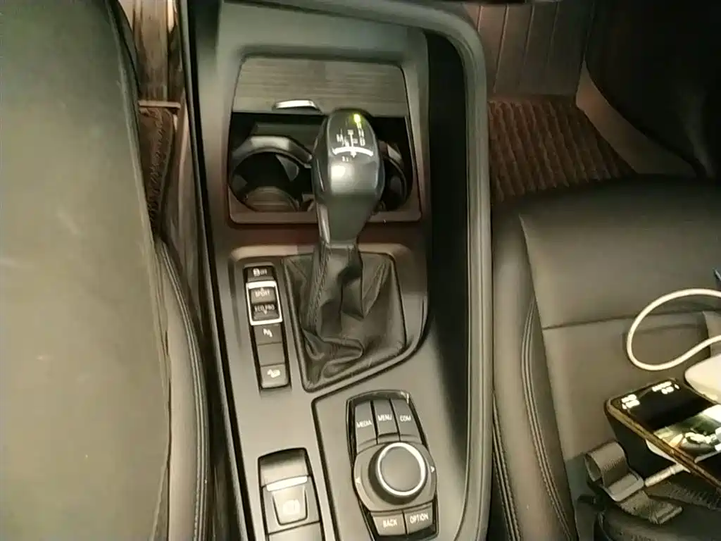 BMW X1 2018 — фото 14