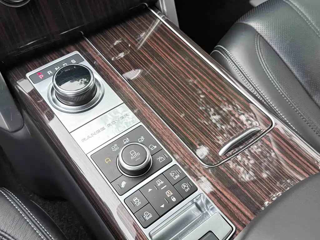 Land Rover Range Rover 2019 — фото 13