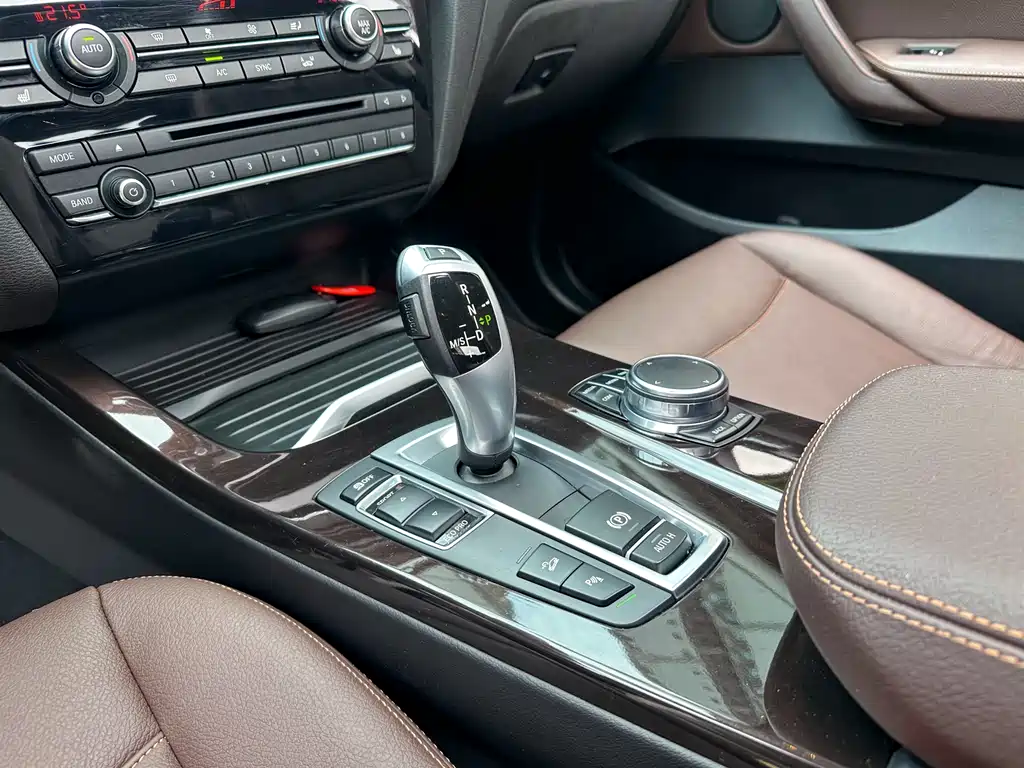 BMW X4 2014 — фото 12
