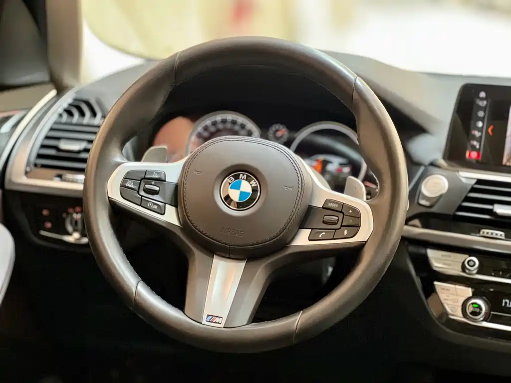 BMW X3 2019 — фото 11