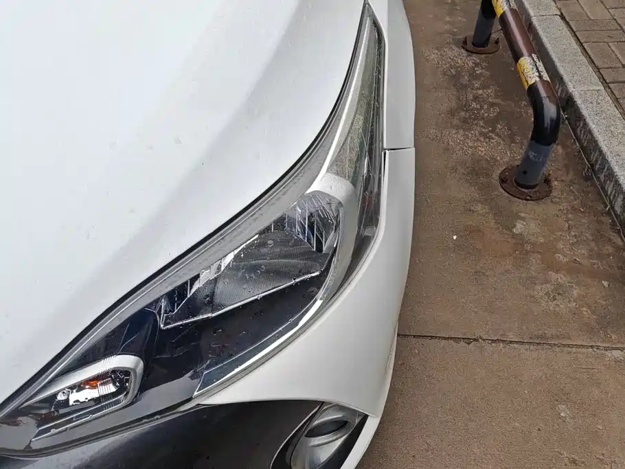 Toyota Yaris L 2018