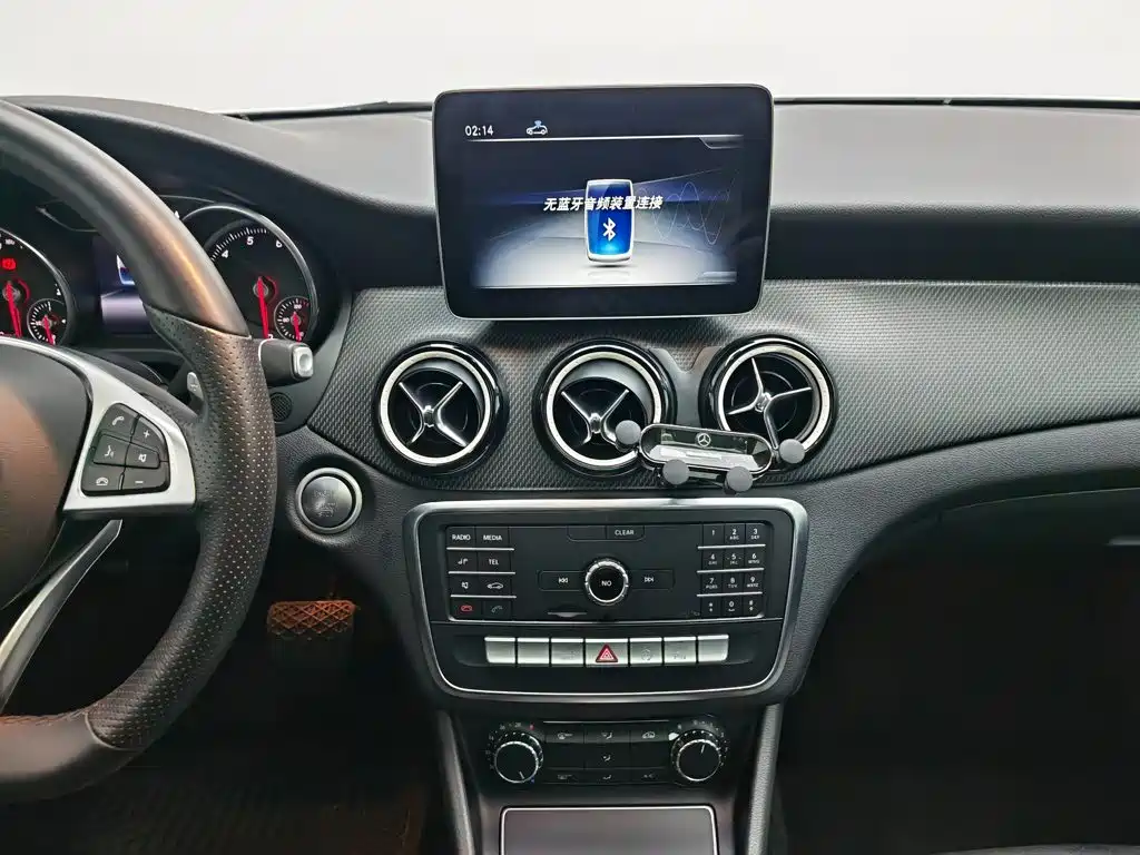 Mercedes-Benz GLA 2019 — фото 12