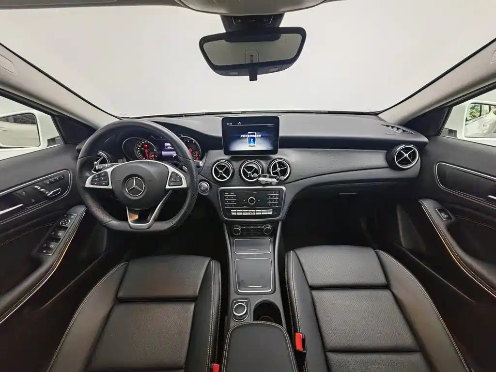 Mercedes-Benz GLA 2019