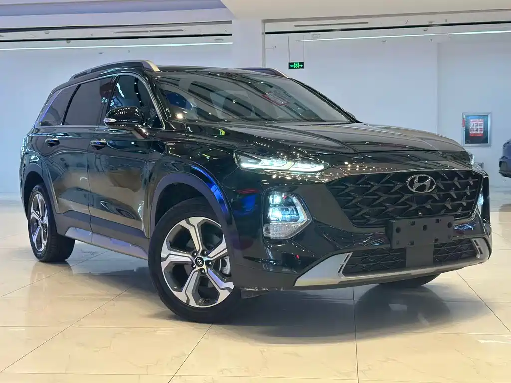 Hyundai Santa Fe 2023 — фото 3