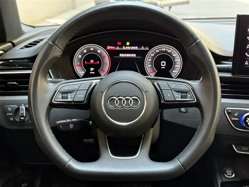 Audi A4L 2023 — фото 12