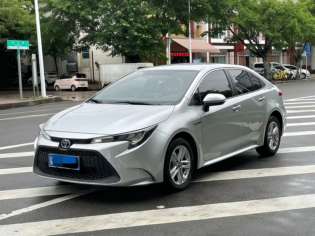 Toyota Levin 2021 — фото 1