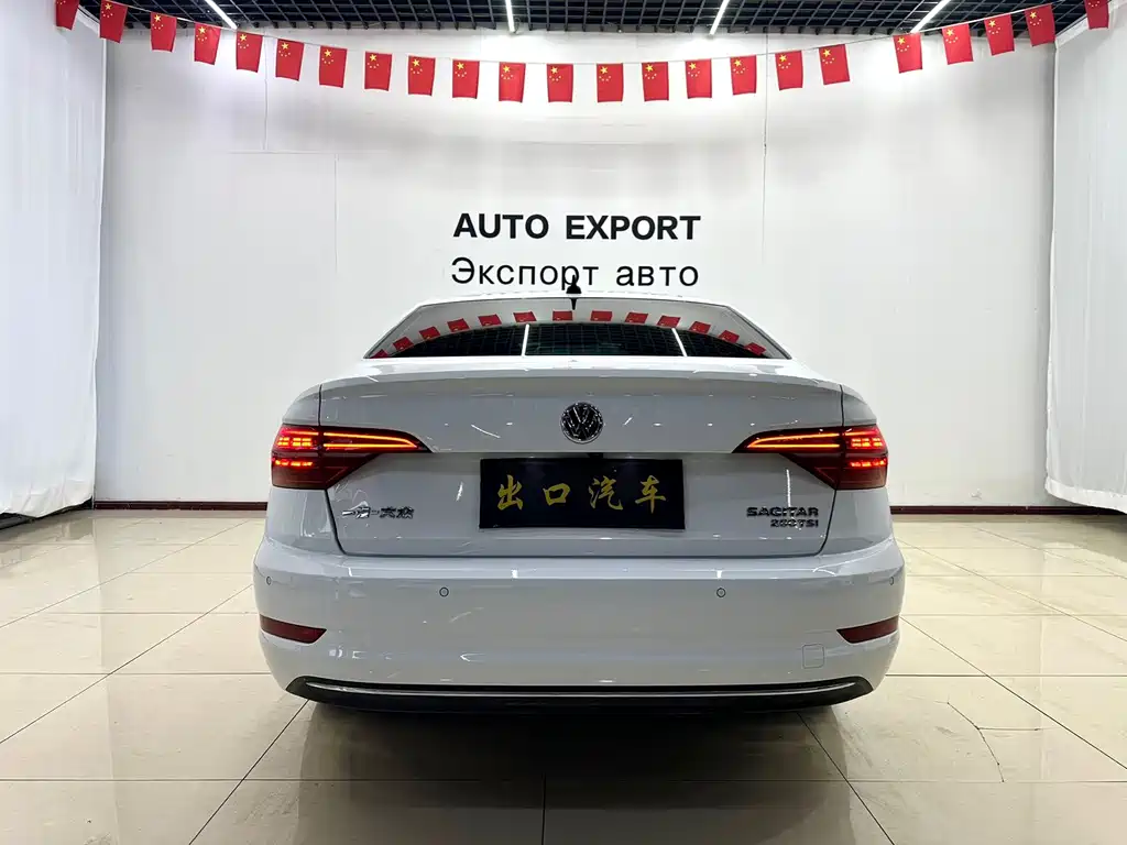 Volkswagen Sagitar 2022