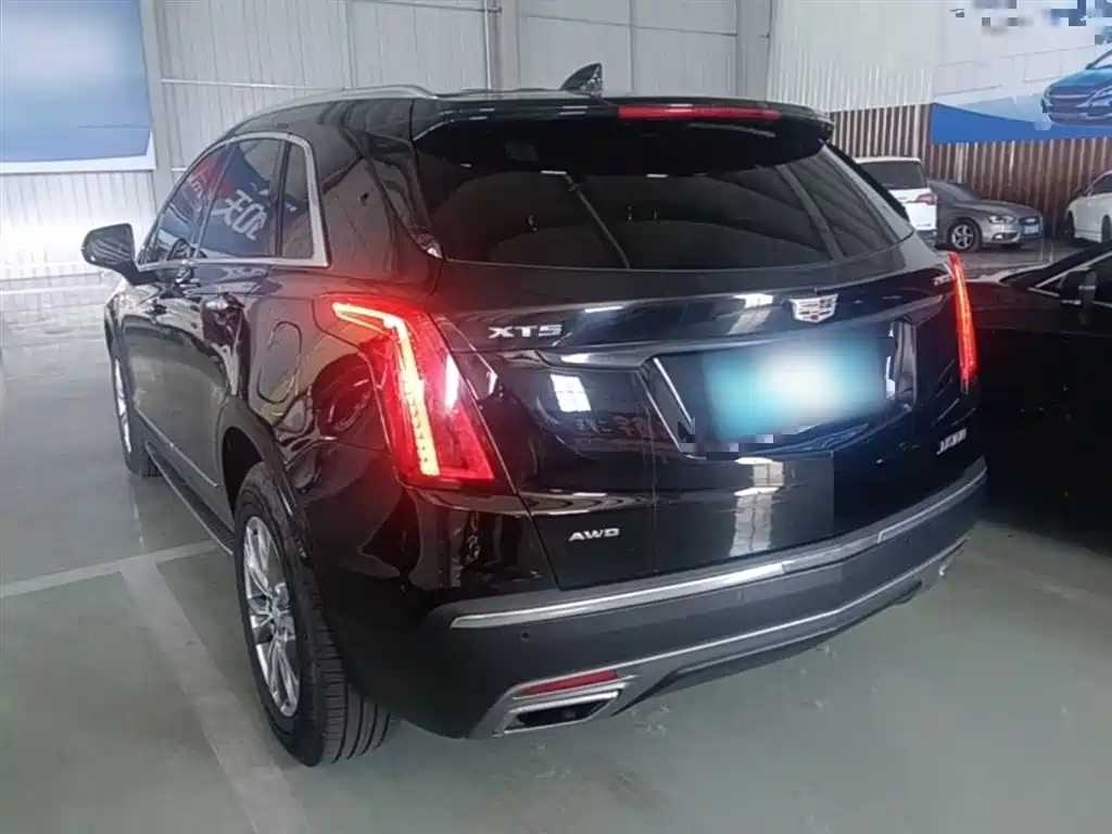 Cadillac XT5 2020 — фото 5