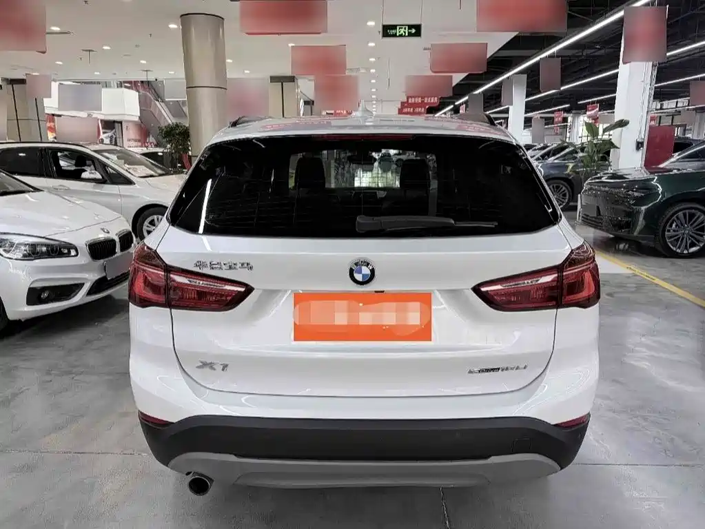 BMW X1 2019 — фото 3