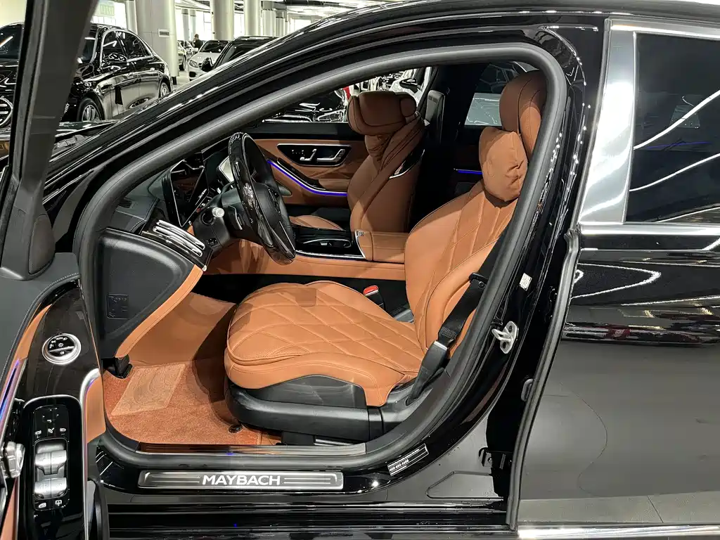 Mercedes-Benz Maybach S-Class 2025 — фото 4