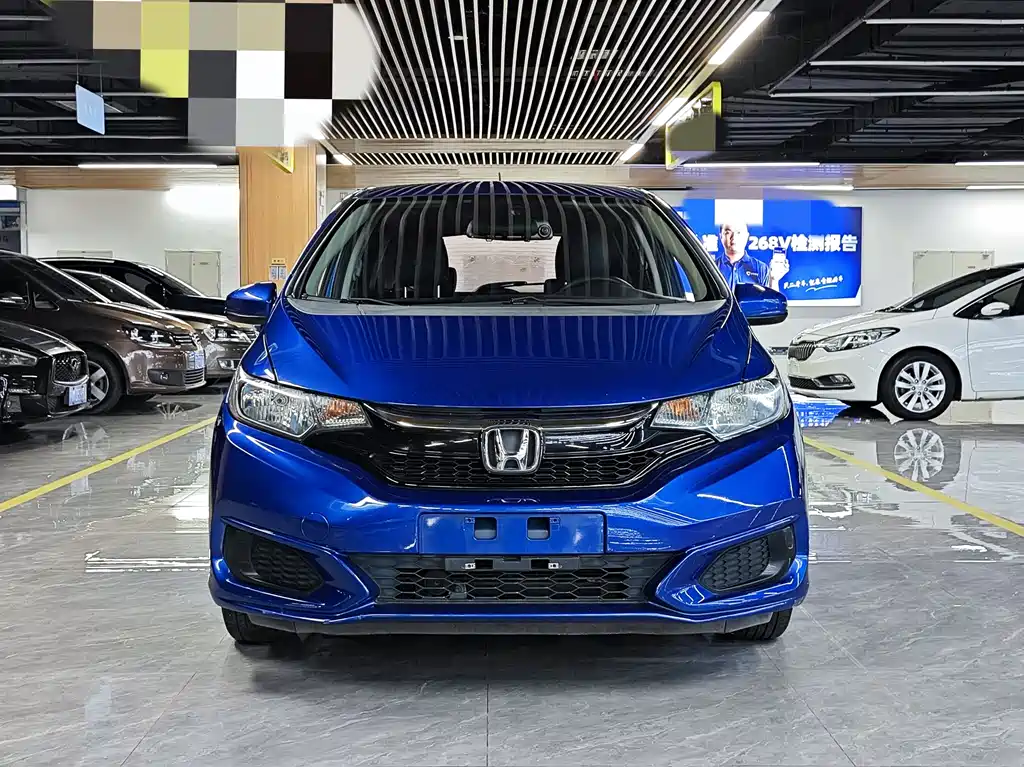 Honda Fit 2018 — фото 2