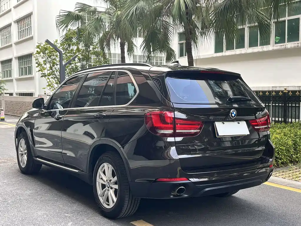 BMW X5 2016 — фото 15