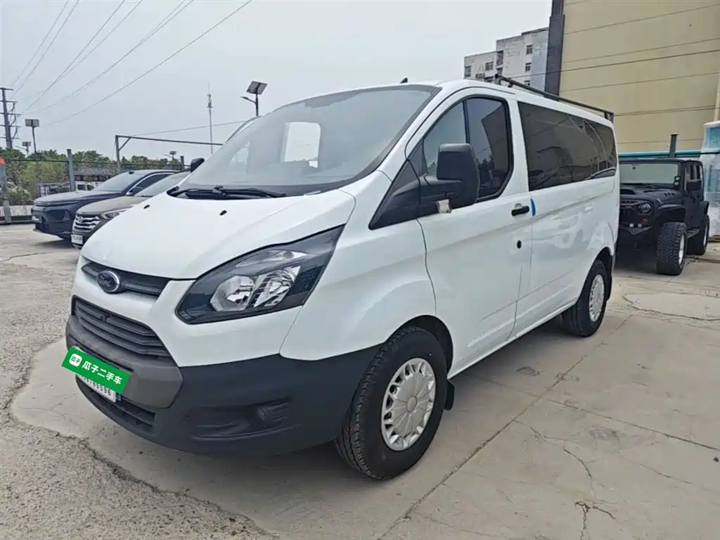 Ford Transit 2020 — фото 1