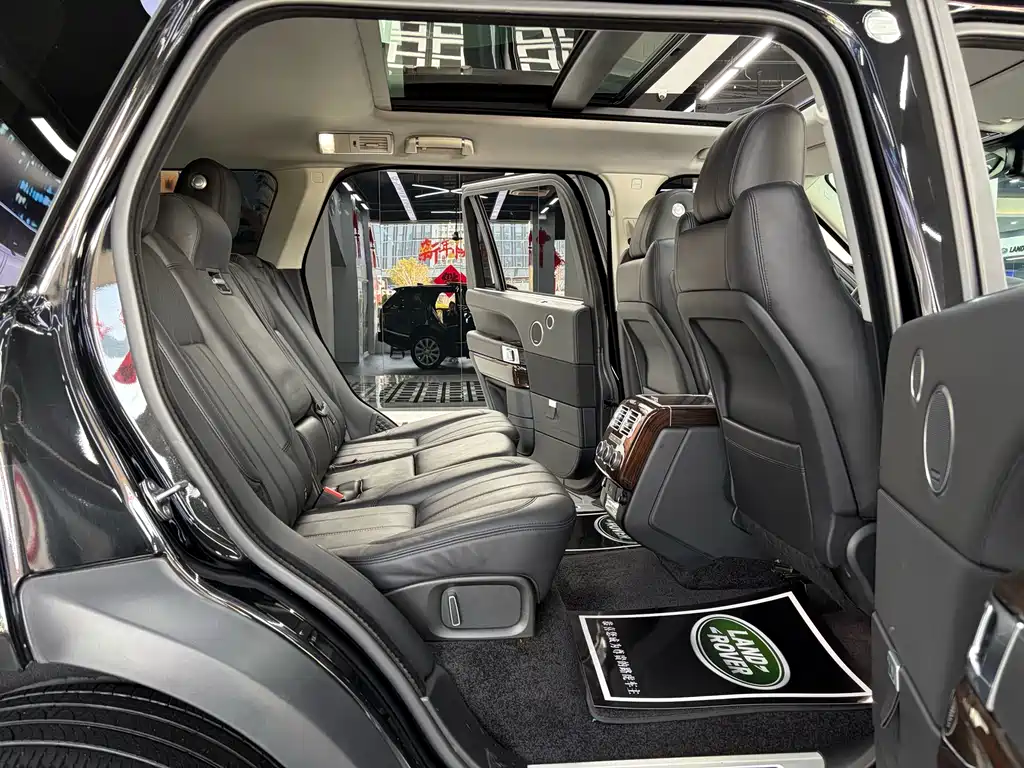 Land Rover Range Rover 2017 — фото 19