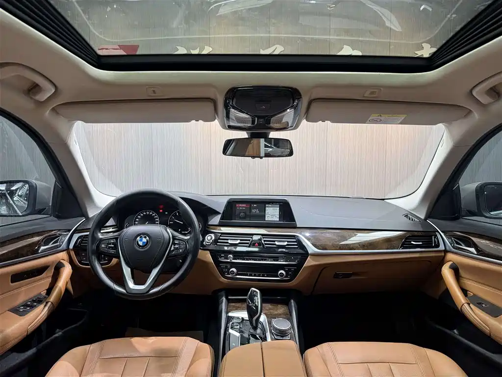 BMW 5 Series 2018 — фото 4