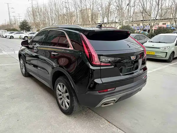 Cadillac XT4 2021