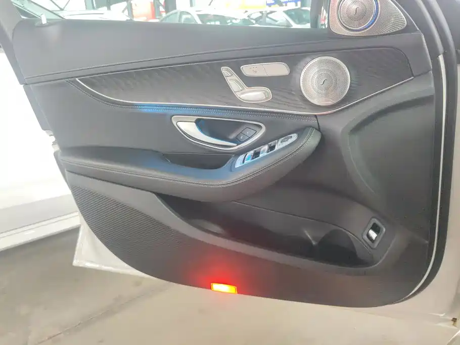 Mercedes-Benz C-Class 2017