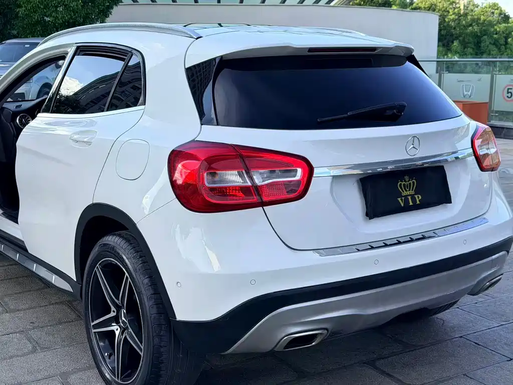 Mercedes-Benz GLA 2016 — фото 22