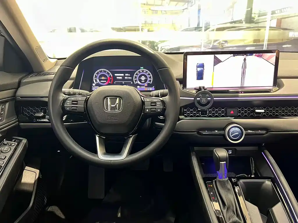 Honda Accord 2023 — фото 10