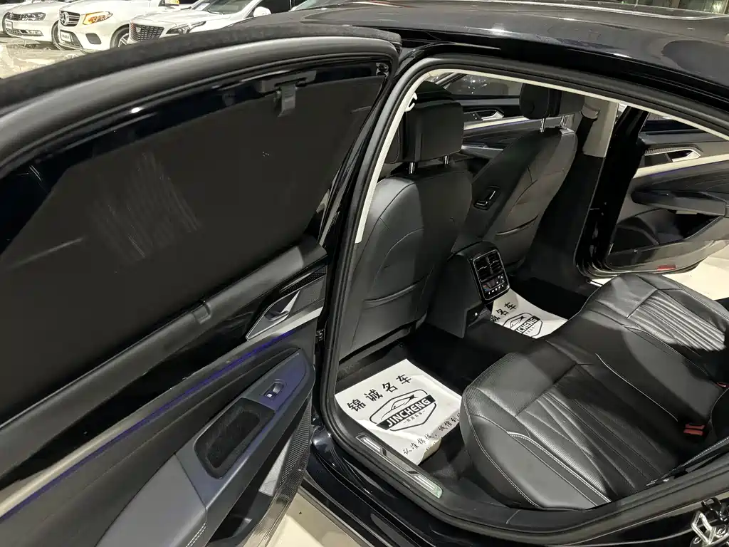 Volkswagen Passat 2022 — фото 16