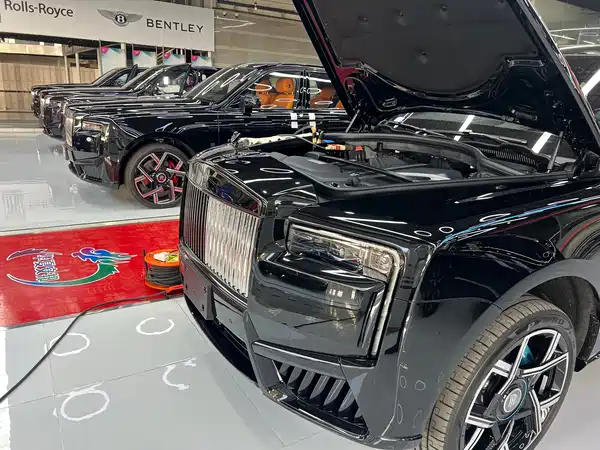 Rolls-Royce Cullinan 2024