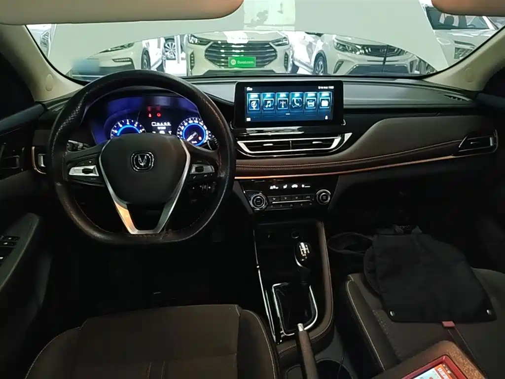 Changan Eado DT 2020 — фото 10