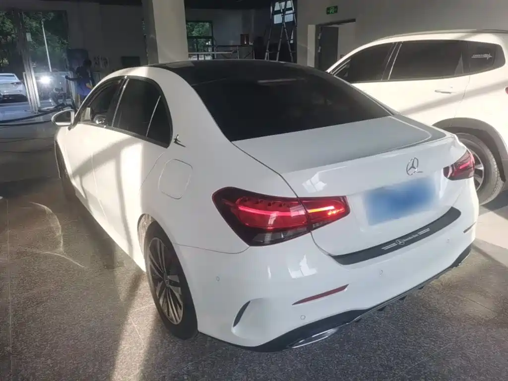 Mercedes-Benz A-Class 2019 — фото 5