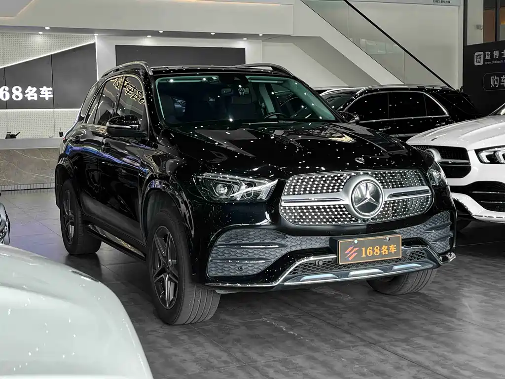 Mercedes-Benz GLE 2021 — фото 3