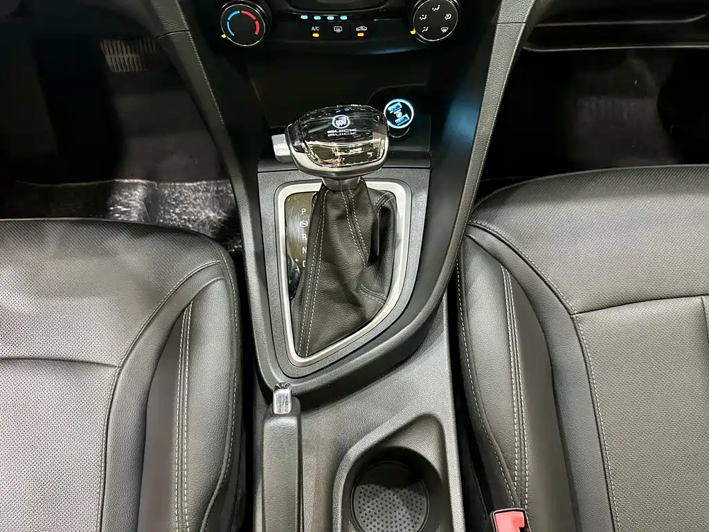 Buick Excelle 2020 — фото 15