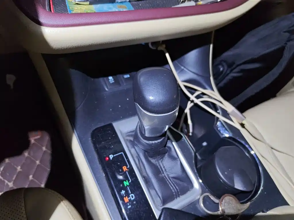 Toyota Highlander 2015 — фото 7